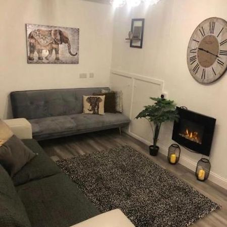 Lovely Ground Floor Apartment With Easy Parking. Belfast Zewnętrze zdjęcie